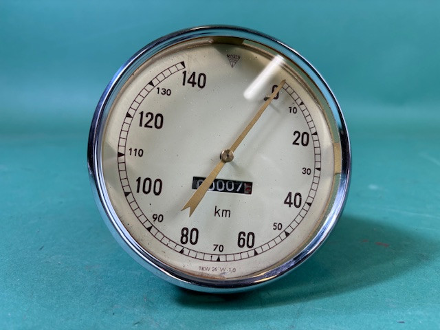 Tachometer